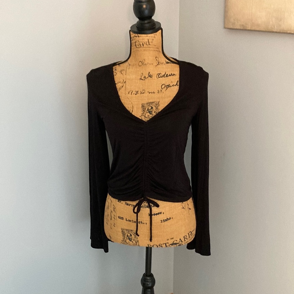 Express Black Bell Sleeve Tie Front Blouse EUC Women Size S/P